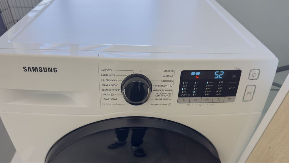 Maquina de lavar e secar roupa Samsung