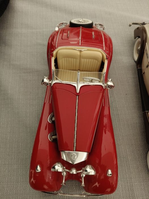 Modele 1:18 Mercedes Maybach Horch
