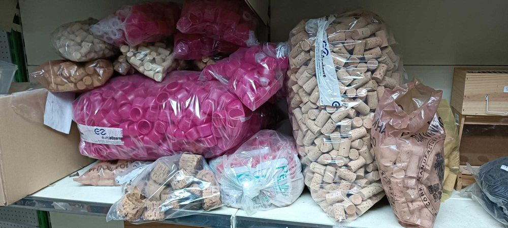 Lote de Rolhas Diversas