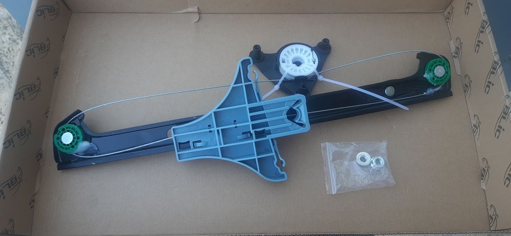 Elevador vidro VW Golf 4