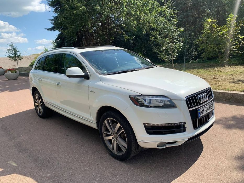 Audi Q7 3.0 TFSI Quattro • 2015 • Хороша комплектація •