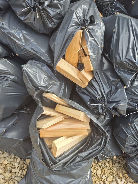 Drewno opałowe ścinki stolarskie sosna