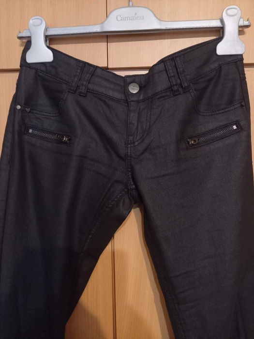 Spodnie Jeansy woskowane cropp S