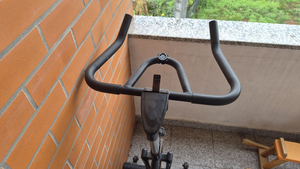 Bicicleta estática Doone