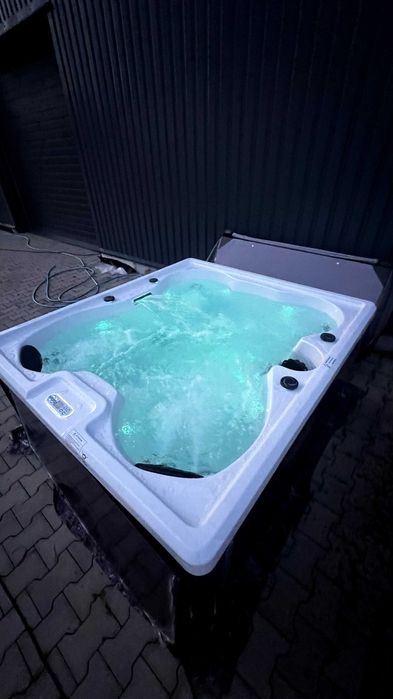 Jacuzzi zewnętrzne balia ogrodowa wanna spa ogrodowe