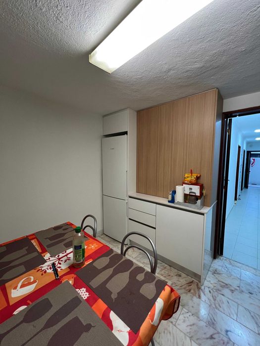 Quarto de casal para alugar em Armés, Sintra