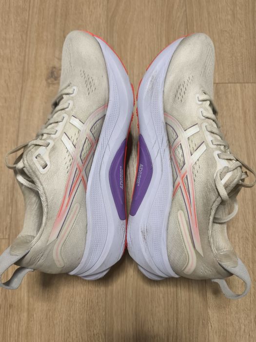 Buty do biegania Asics Gel-Kayano 32 Tokyo cream/edo purple