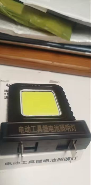 Універсальний прожектор лампа на акамулятор Dewalt Bosch Parkside інші