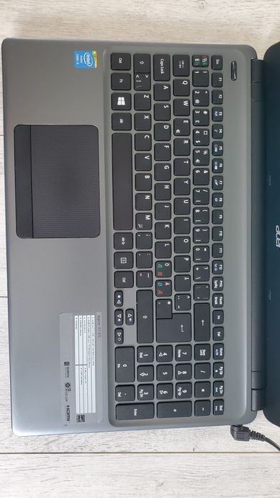 Acer Aspire  E1 series. E1-572