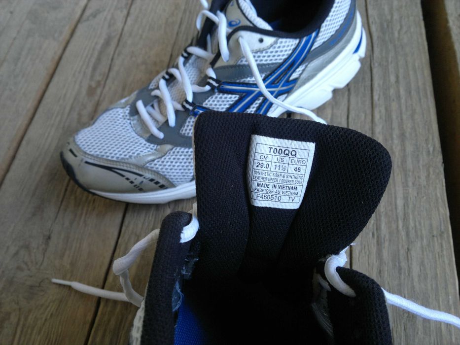 Кроссовки  Asics