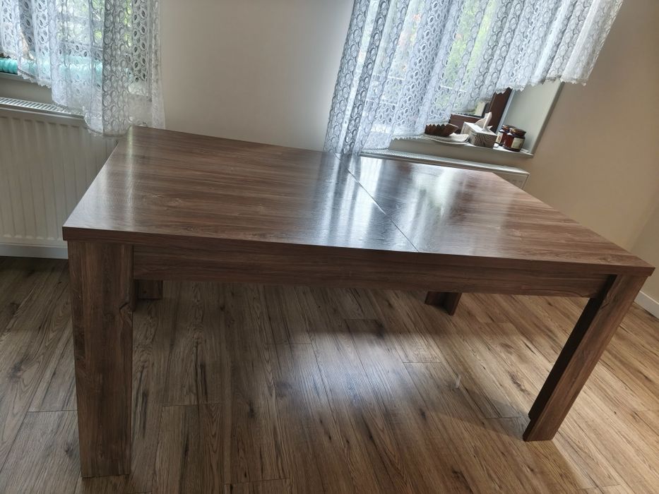 Stół Gent do Jadalni