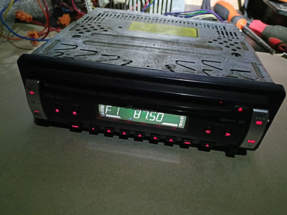 Sprawne radia  Pioneer DEH-1800R