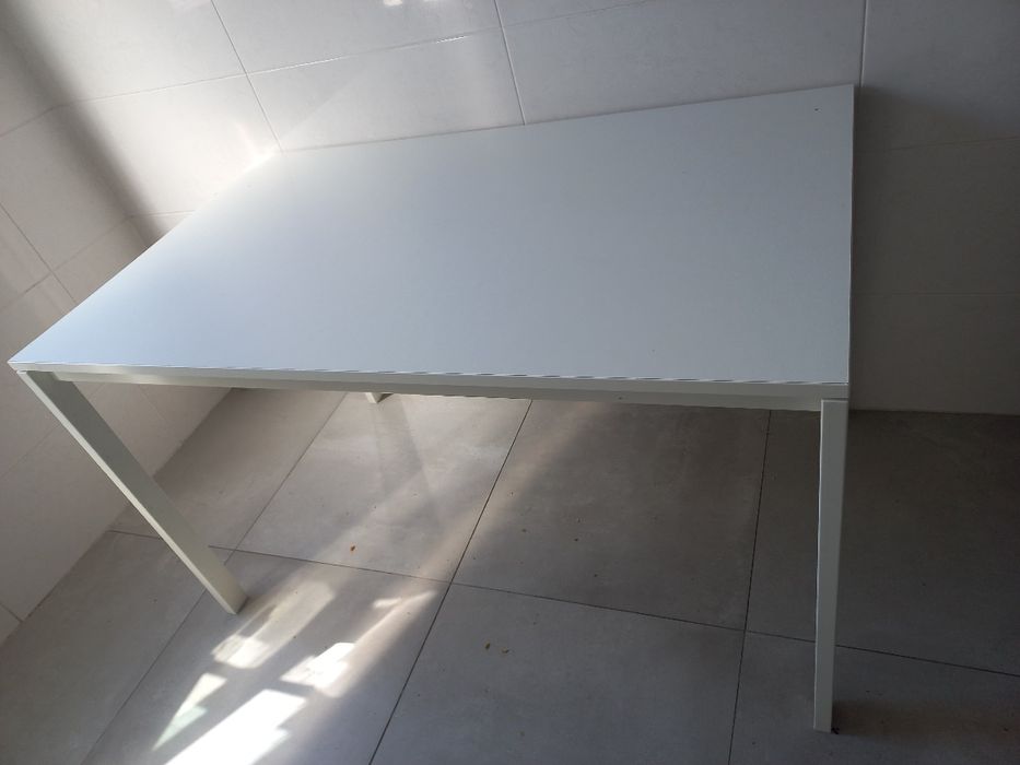 White kitchen table EKEA64398344065665121