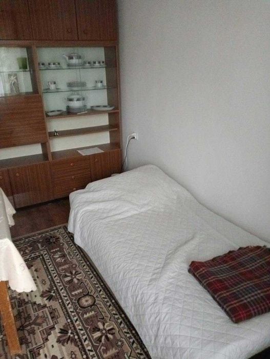 Wynajmę pokoje w domu dwupiętrowym