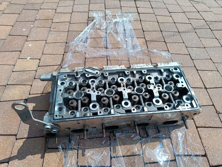 Głowica 04L 103 373 E VW Audi Skoda Seat 2,0 TDI
