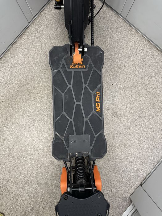 Продам Електросамокат Kugoo KuKirin M5 Pro