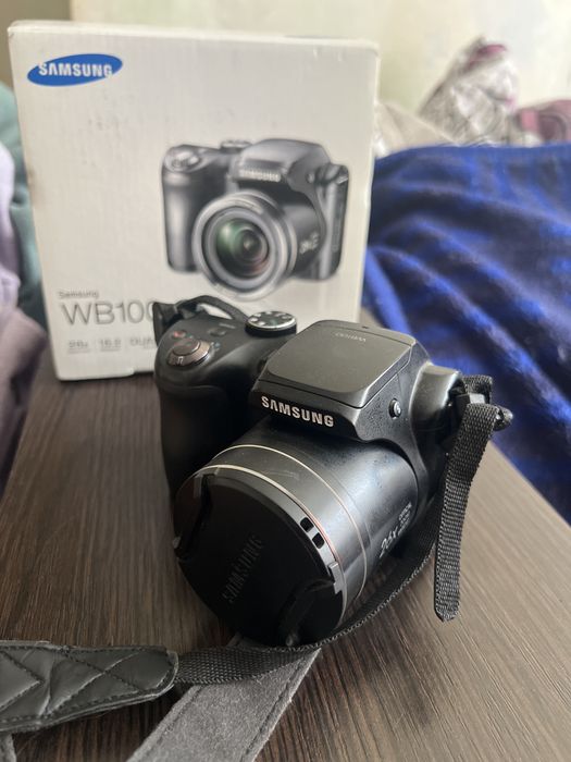Продам Фотоапарат Samsung WB 100