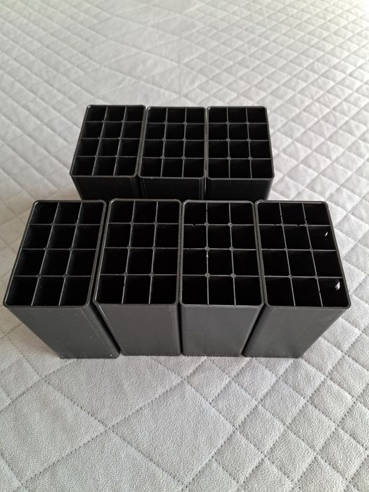 Organizery na markery, 7 sztuk (każdy na 12 markerów)