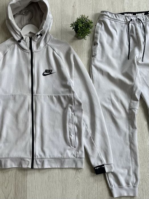 Nike Zip Sportswear Спортивний костюм оригінал спортивный оригинал