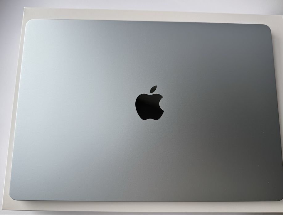 MacBook Air 15” M4 24GB 512GB макбук