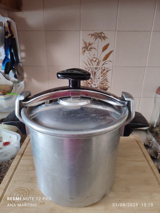 Panela de pressão Silampos