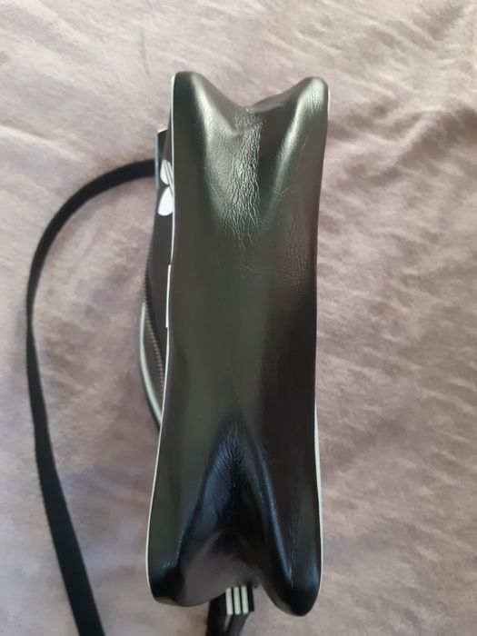 Сумка чорна adidas оригінал