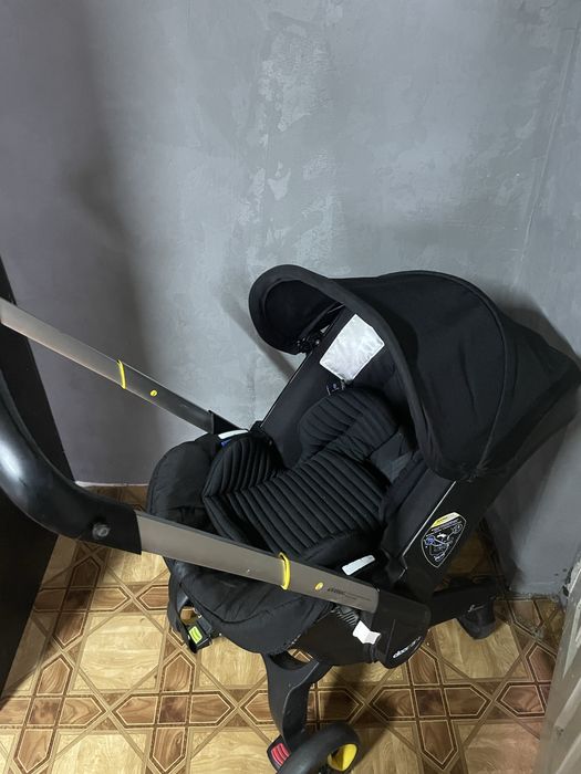 Автокрісло коляска Doona +
