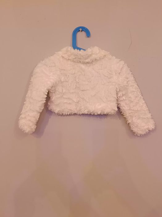 Białe bolerko narzutka 86/92