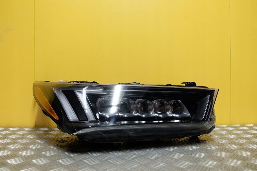 ACURA MDX 2017-2020 REFLEKTOR LAMPA FULL LED PRAWA CIEMNA USA