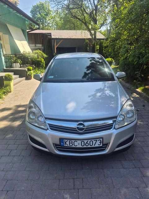 Opel Astra H 1.7 cdti 2008r