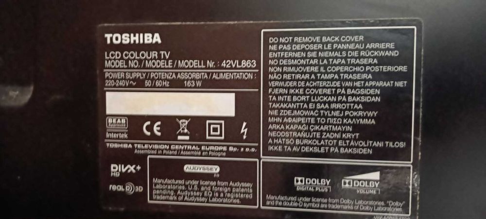Vendo TV Samsung TU43U8005FU com o painel danificado.