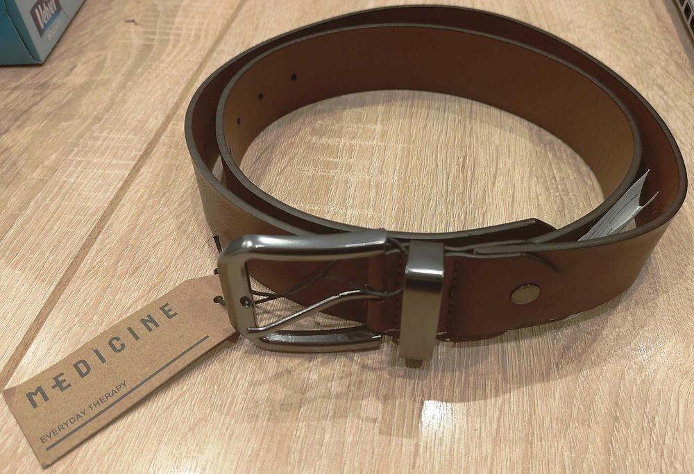 Nowy brązowy pasek męski ze skóry ekologicznej Medicine rozm. xl