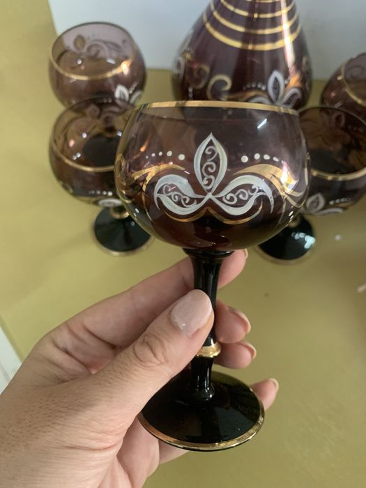 Conj garrafa e taças