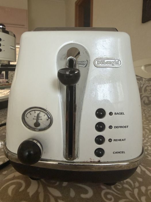 Тостер DeLonghi CTO 2003. W