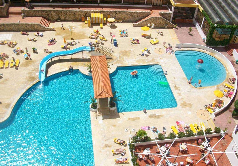 Apartamento com A/C a 200 m da Praia da Rocha