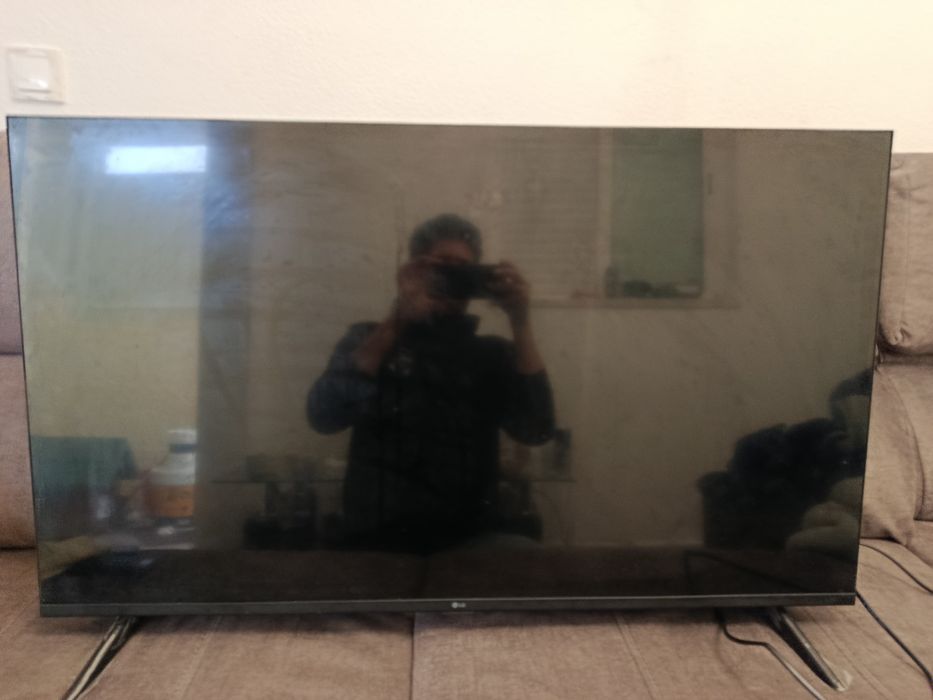 Televisão LG  em ótimo estado, como nova