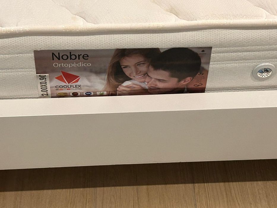 Vendo cama solteiro
