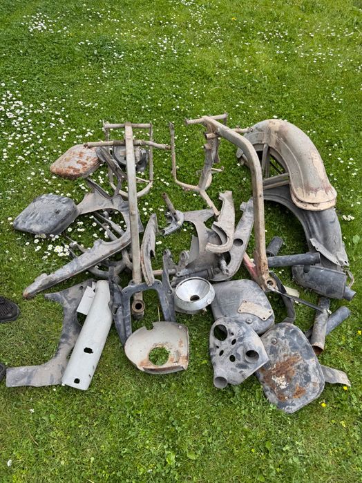Części do motoru JAWA 353