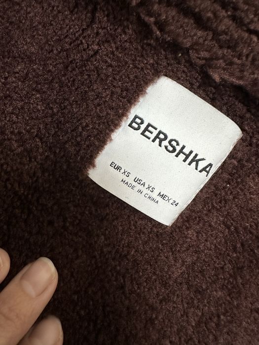 Дублянка кольру бордо Bershka
