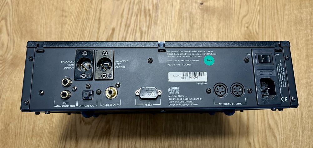 CD проигрыватель Meridian 588