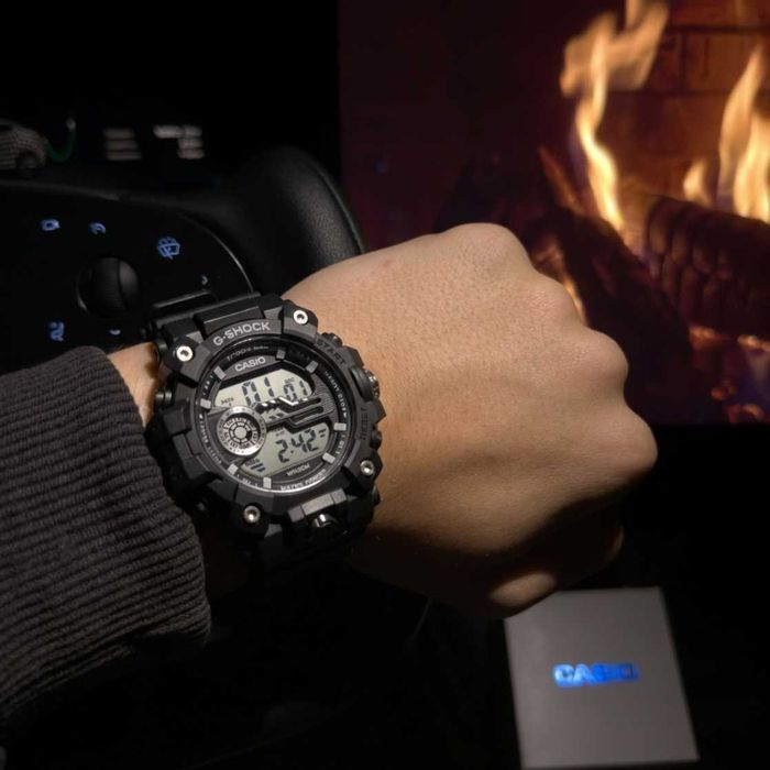 Casio G-Shock 1990 M