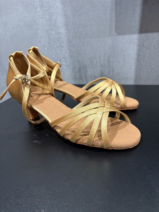 Buty do tańca r. 39