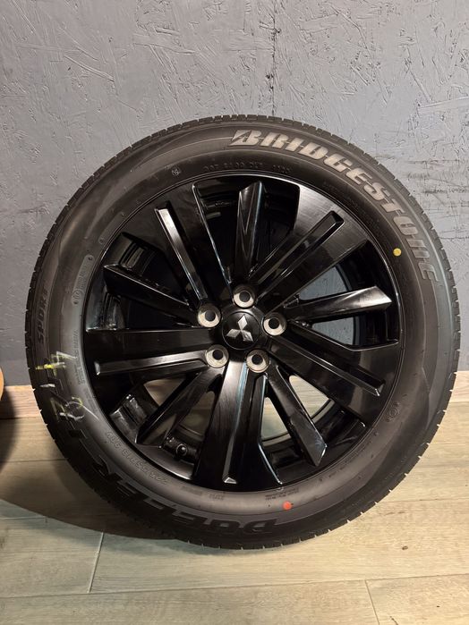 Диски Mitsubishi R18 7j ET38 5*114.3