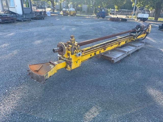 kompletna wiertnica maszt do zabudowy na samochodzie 4x4 lub gąsienice