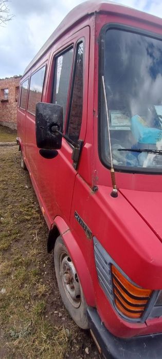 Продам Mercedes Benz 208