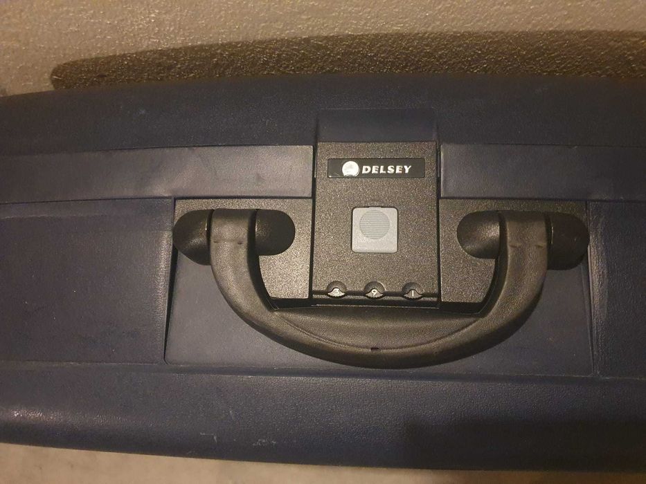 mala de viagem Delsey