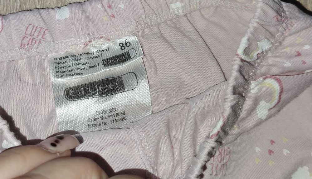 Spodenki dziewczęce r.86
