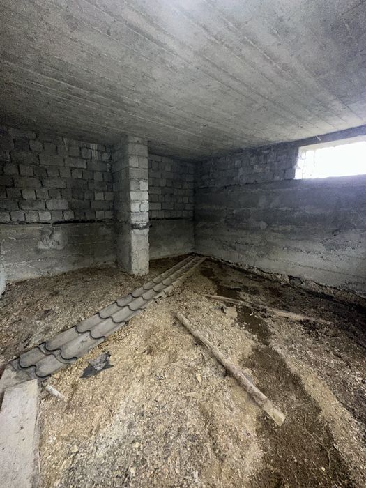 Продаж 12-кім. будинку в Карпатах (Славсько)