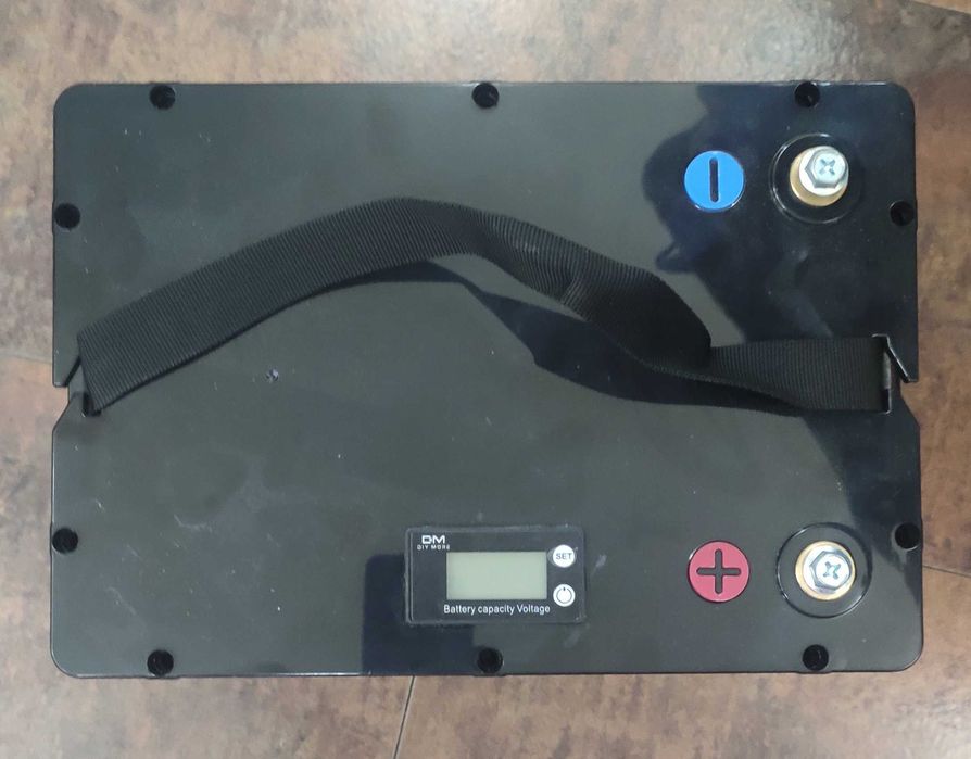 Корпус батареи с индикатором Д=294мм Ш=202мм В=240мм