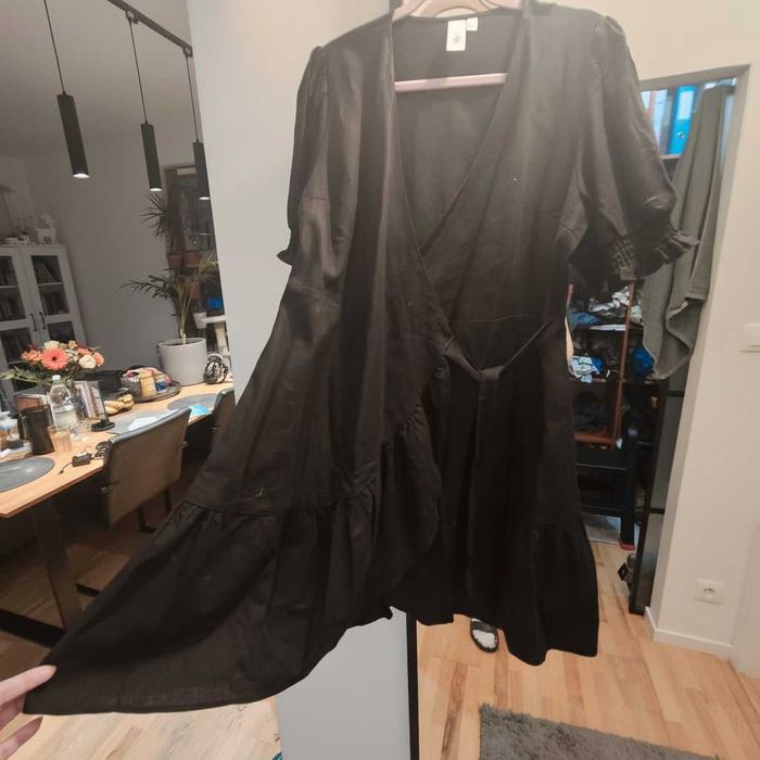 Czarna Sukienka YAS z Falbaną. Nowa Bez Metki. XL